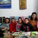 Сватбените подаръци на младо семейство бяха дарени на библиотеката в Куртово 