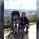 Откраднаха количката на 9-годишно момче с церебрална парализа