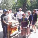 Район Северен в Пловдив дари одеяла на дом за стари хора 