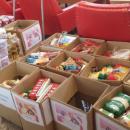 Млади хора дариха продукти за домашния социален патронаж в Мездра