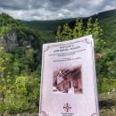 Средства от книга ще отидат за ремонт на моста на Разбоишкия манастир