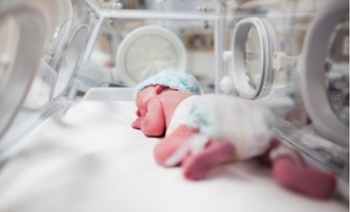 Жителите на Челопеч дариха кувьоз за новородени на болница Майчин дом 