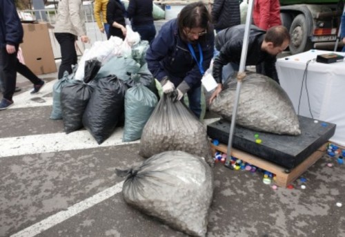 Търсят доброволци за кампанията с пластмасовите капачки във Варна