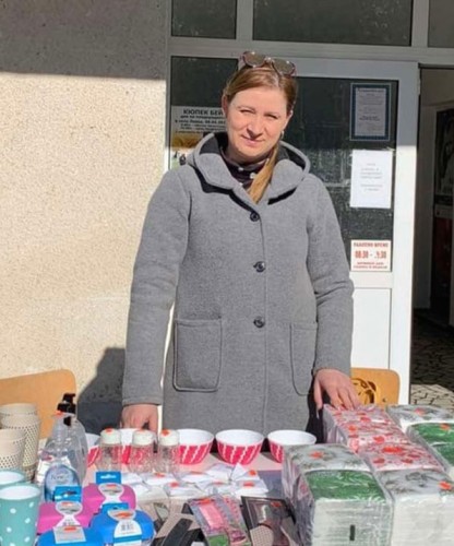 Великденски базар в село Левка събира пари за читалището
