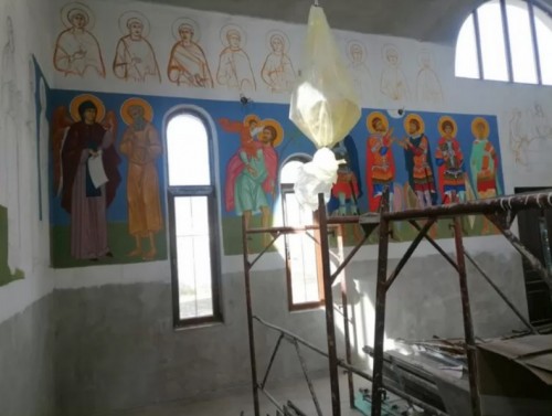 Дарители откупуват стенописи в новостроящ се храм в Сливен