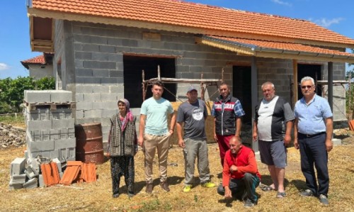 Нов дом за бедстващото семейство от село Овен