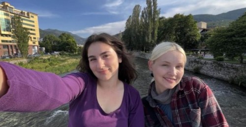 Българка и германка вървят от Пазарджик до Хасково пеш за благотворителна кауза