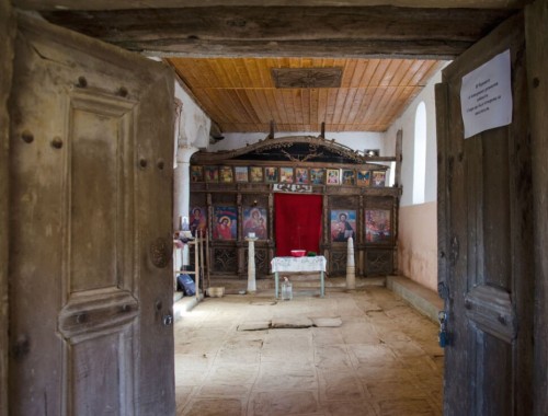 Благотворителна кампания събира средства за ремонт на църквата в Горно Луково