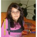 Ранени Ангели: 16-годишната Ренета от Кресна гасне в болница, в България няма лек, в чужбина и обещават да живее