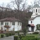 Търсят се средства за възстановяване на сто годишното училище в с. Лешница